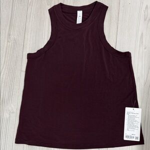 Lululemon jersey training top Size 8 NWT